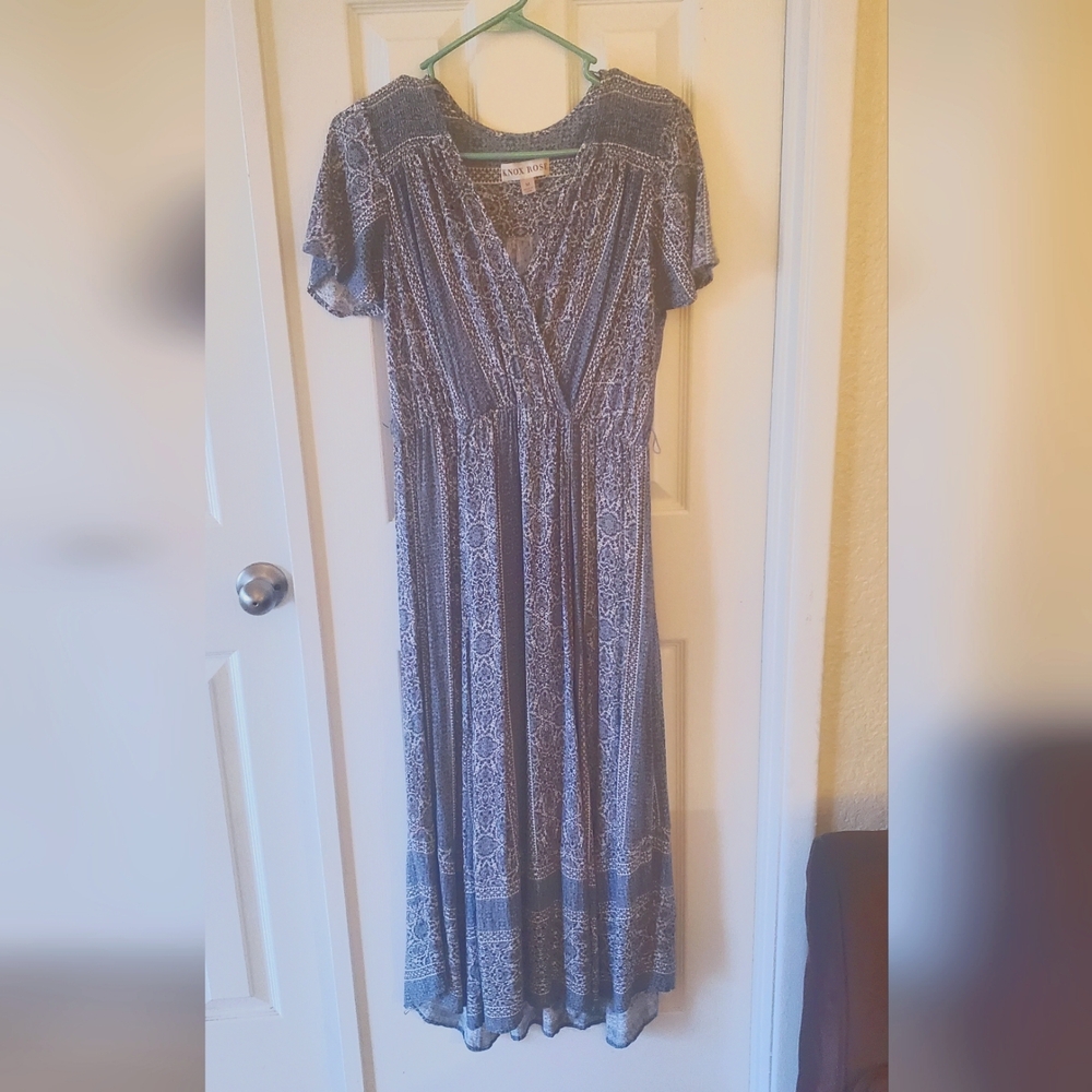 Knox Rose Maxi Dress Size M